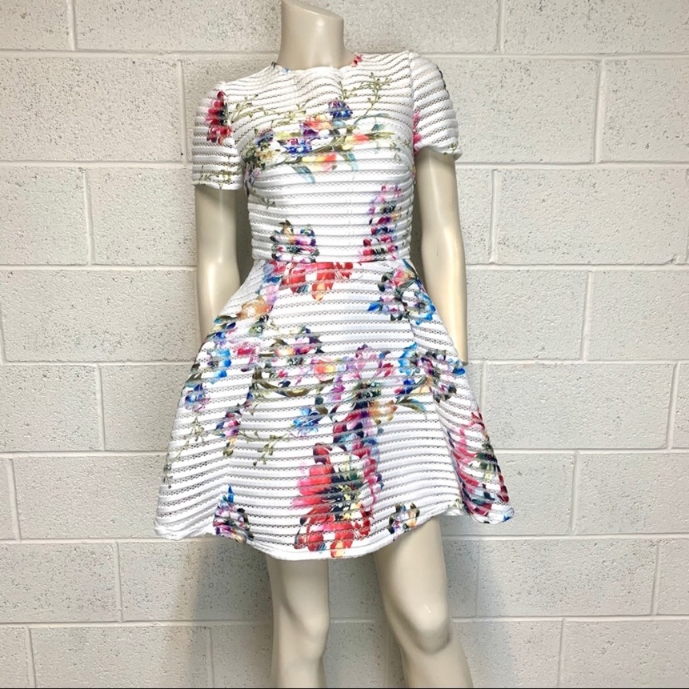 Forever 21 Scuba dress flare